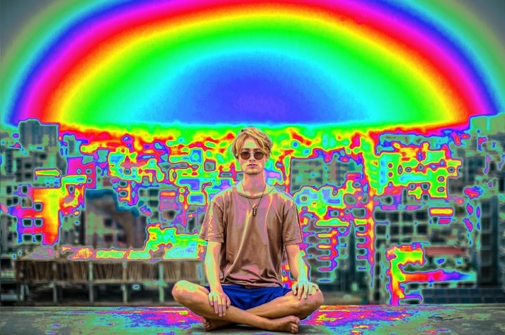 Psychedelic camera screenshot image 8_funmod.online